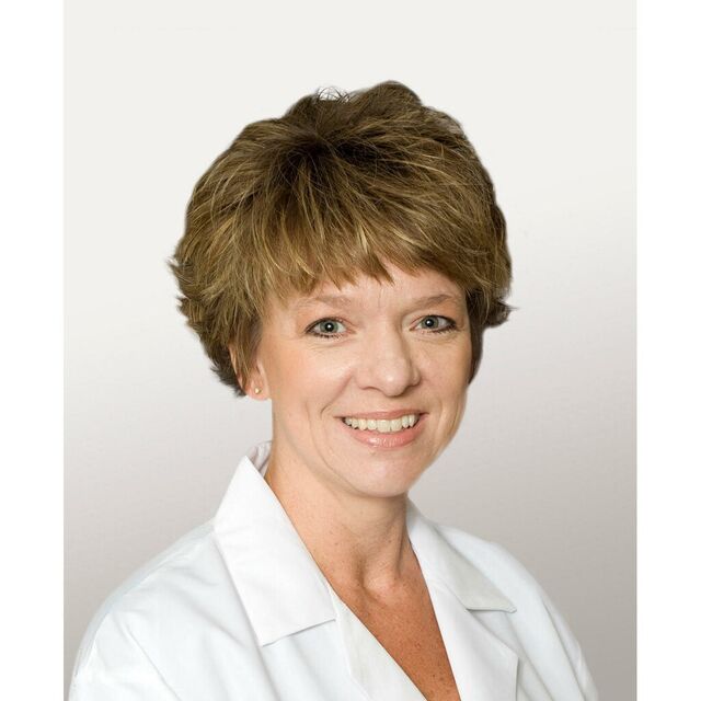 Doctor Orthopedist Nina